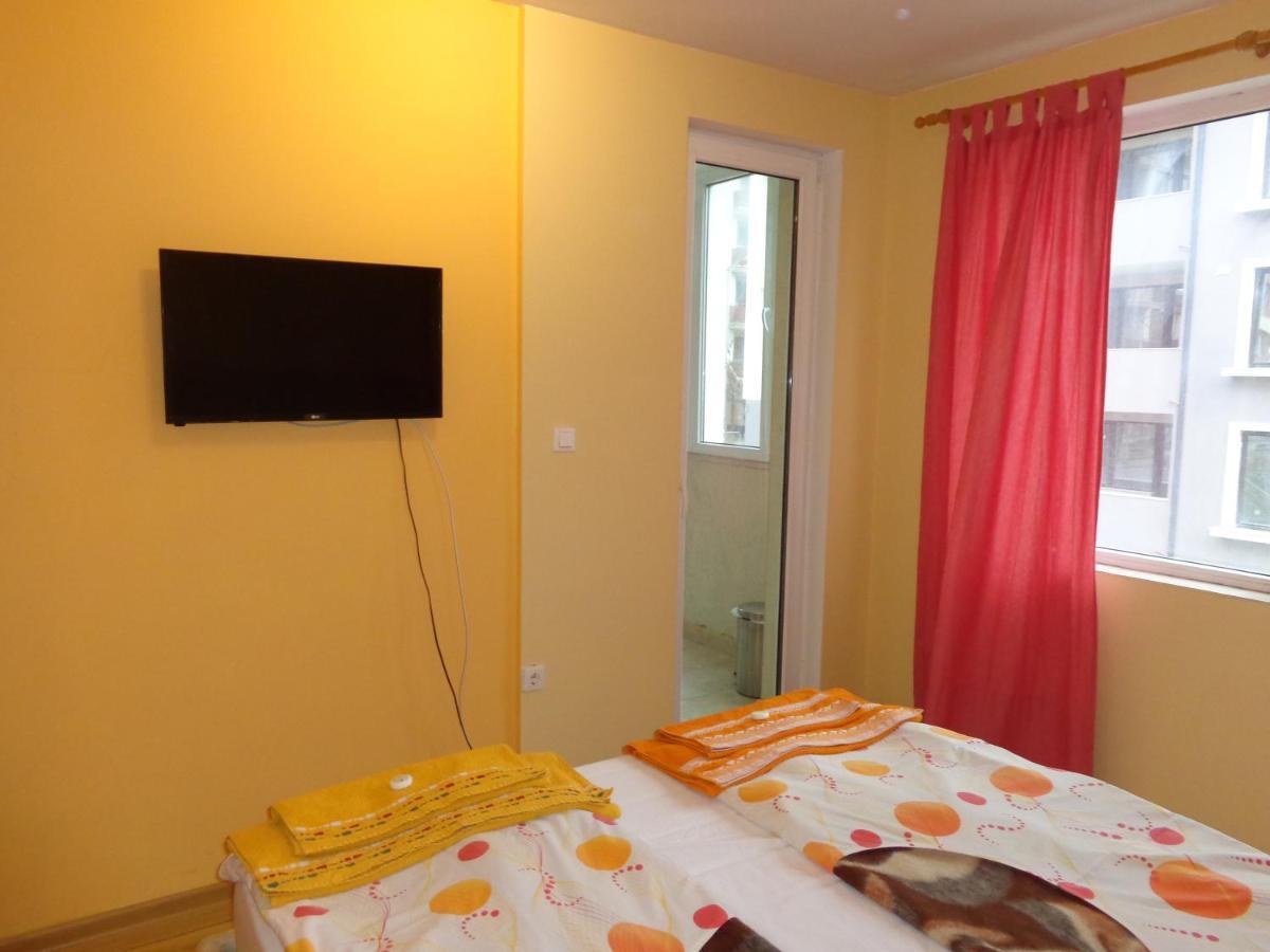Apartment Moni 2 Велико-Тирново Екстер'єр фото